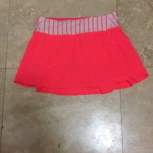 Lululemon Size 4 Regular Pace Rival Coral Skort